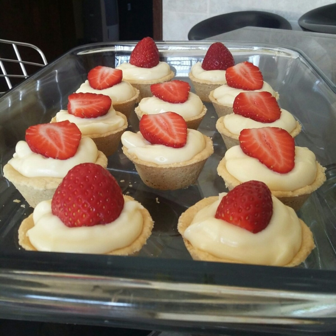 Tortinha Gelada de Morango: Uma Sobremesa Fresca e Elegante