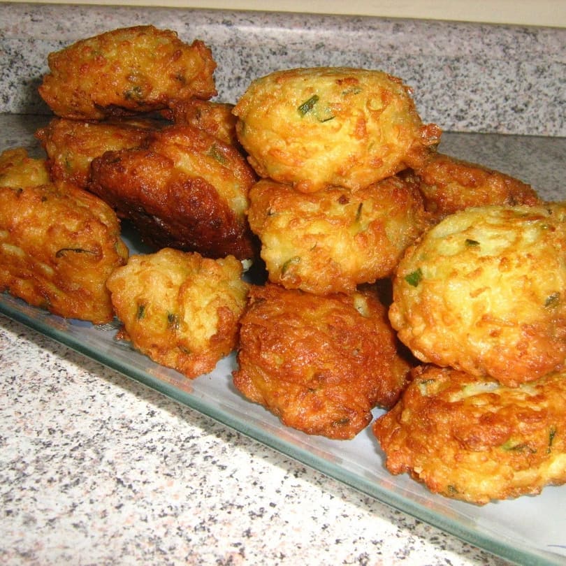 Receita de Bolinho de Arroz Simples e Delicioso