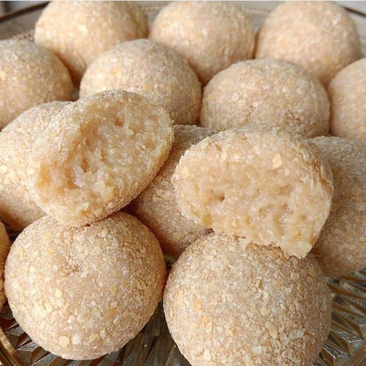 Brigadeiro de Farinha Láctea: Um Doce Cremoso com Toque de Infância