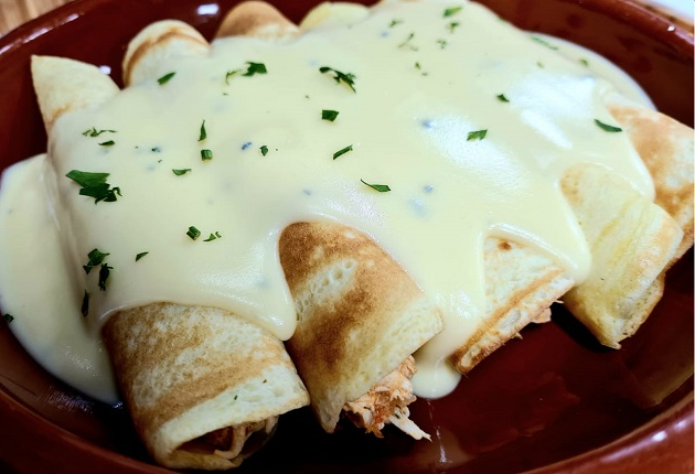 Panqueca 4 Queijos: Uma Receita Cremosa e Inesquecível