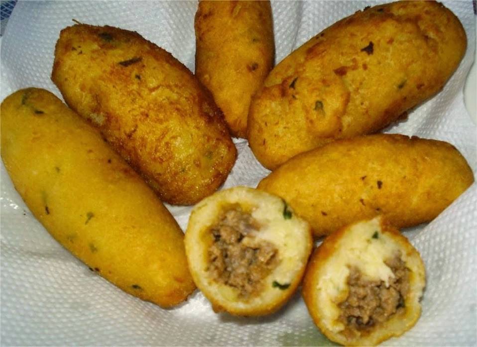 Bolinho de Aipim da Aguida: Um Petisco Caseiro que Conquista