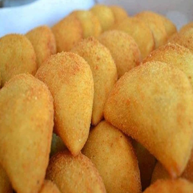 Rissoles de Frango com Catupiry: Cremosos e Crocantes