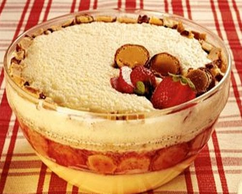 Torta de Sorvete com Morango: Uma Sobremesa Refrescante e Irresistível