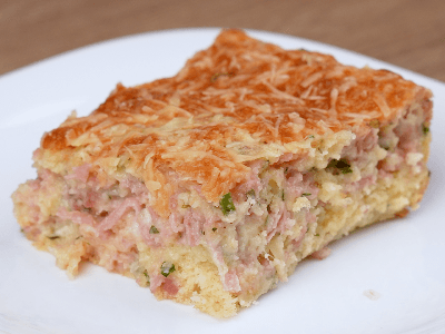 Torta de Presunto e Queijo: Um Clássico que Abraça o Coração