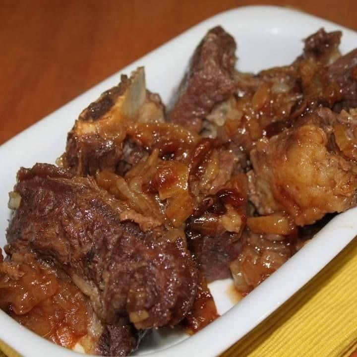 Costela de Bafo na Panela de Pressão: Sabor e Praticidade em Cada Mordida