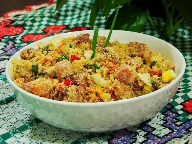 Farofa de Final de Semana: Um Acompanhamento que Rouba a Cena