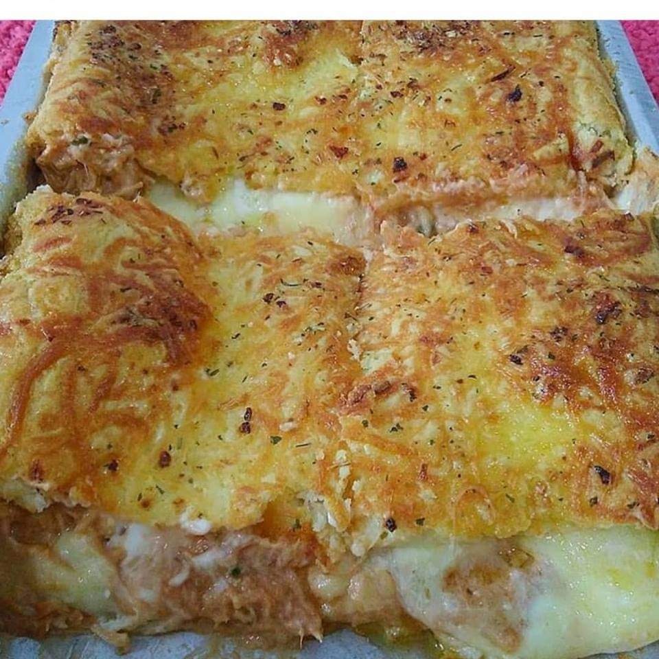 Torta Salgada Cremosa de Frango: Uma Refeição Versátil e Saborosa