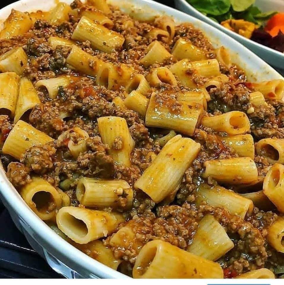 Macarrão com Carne Moída Suculento: Um Clássico que Conquista