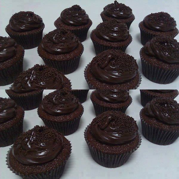 Tortinha de Chocolate com Brigadeiro Cremoso: Uma Delícia para Adoçar o Dia