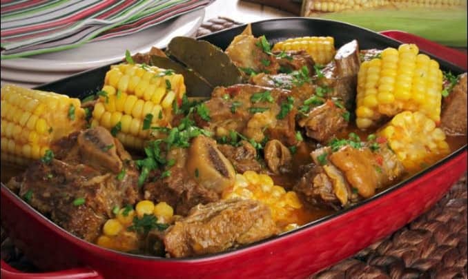 Costela de Boi com Espiga de Milho: Uma Receita Caseira Saborosa e Fácil