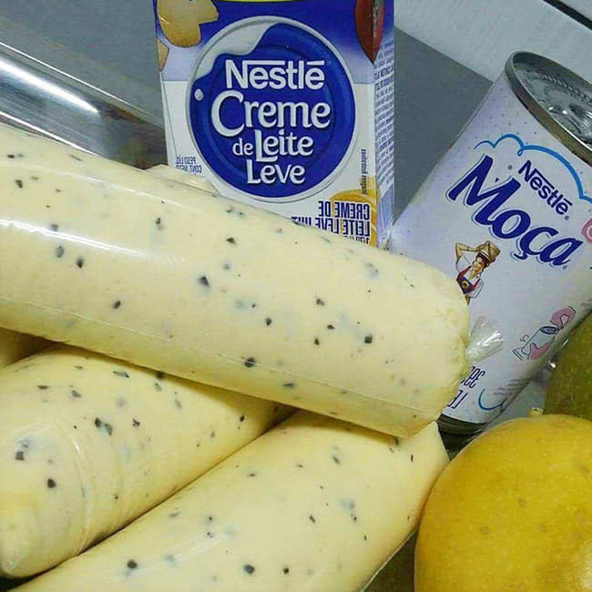 Geladinho Gourmet de Maracujá: Refrescância e Sabor em Cada Mordida