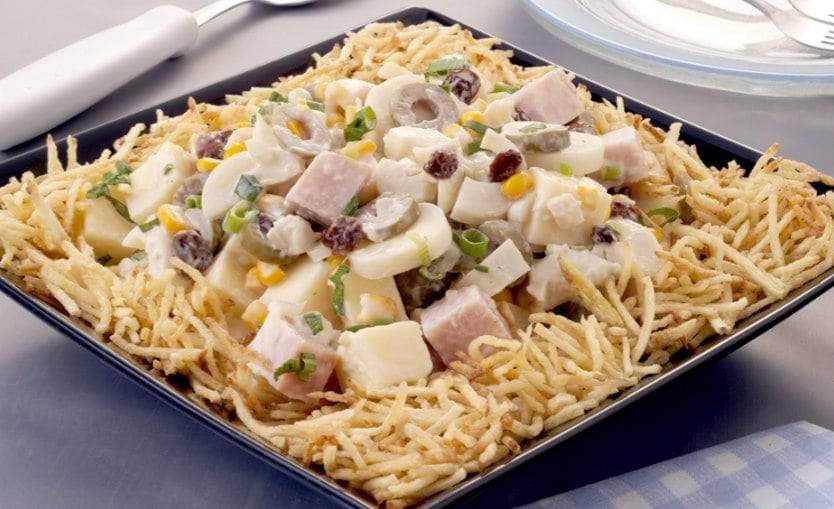 Salpicão de Peito de Peru: Uma Salada Cremosa e Saborosa