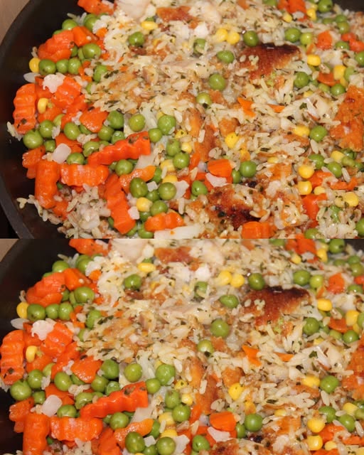 Arroz à Grega Colorido com Ervilhas, Filé de Frango e Toque de Gengibre – Um Almoço Leve e Saboroso! 🐓🌈