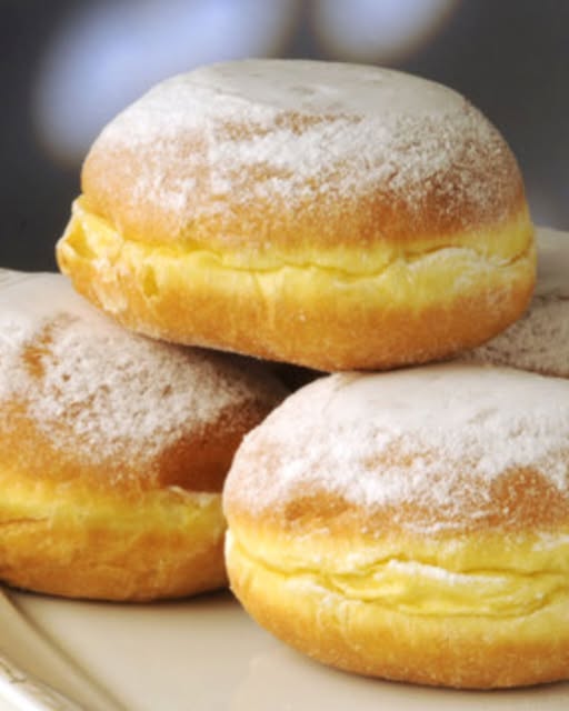 Bomboloni – Donuts Italianos Recheados e Fofinhos: Uma Doçura Italiana que Conquista o Coração 🍩✨